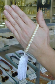 数珠の掛け方（一連数珠）